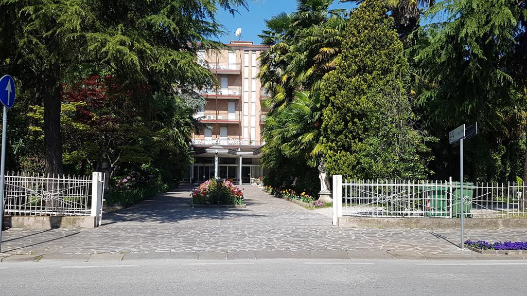 Hotel Terme Villa Piave Abano Terme Dış mekan fotoğraf